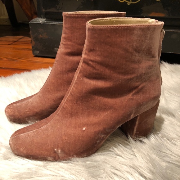 Zara Pink Velvet Ankle Boots Size 6.5/7 - Picture 3 of 5